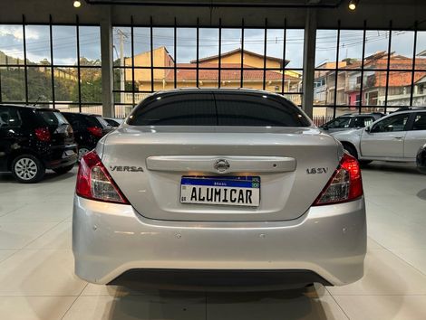 Nissan VERSA SV 1.6 16V FlexStart 4p Aut.