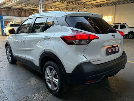 Nissan KICKS S 1.6 16V FlexStar 5p Mec.