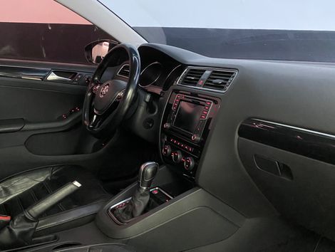 VolksWagen JETTA Highline 2.0 TSI 16V 4p Tiptronic