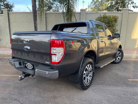 Ford Ranger Limited 3.2 20V 4x4 CD Aut. Dies.