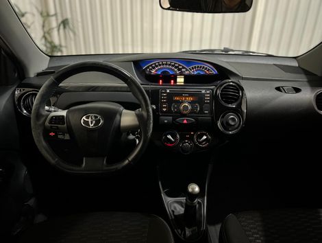 Toyota ETIOS CROSS 1.5 Flex 16V 5p Mec.
