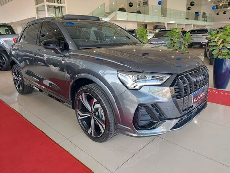 Audi Q3 Perf. Black.Plus 2.0 TFSI Tip. Quat.