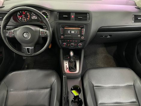VolksWagen JETTA Comfortline 2.0 T.Flex 8V 4p Tipt.