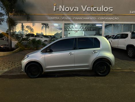 VolksWagen up! move 1.0 TSI Total Flex 12V 5p