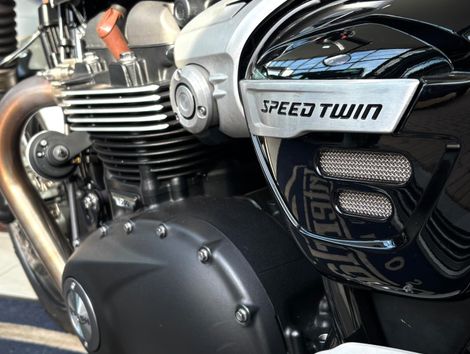 TRIUMPH Speed Twin 1200cc