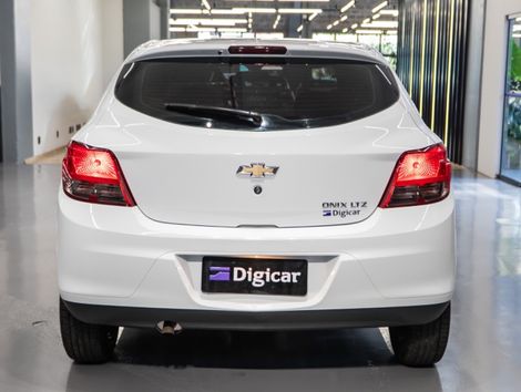 Chevrolet ONIX HATCH LTZ 1.4 8V FlexPower 5p Aut.