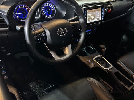 Toyota Hilux CD SRX 4x4 2.8 TDI 16V Diesel Aut.