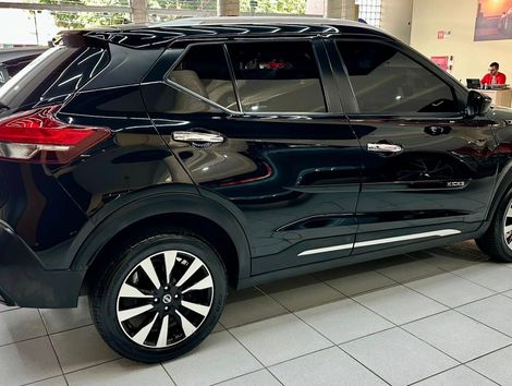 Nissan KICKS SL 1.6 16V FlexStar 5p Aut.