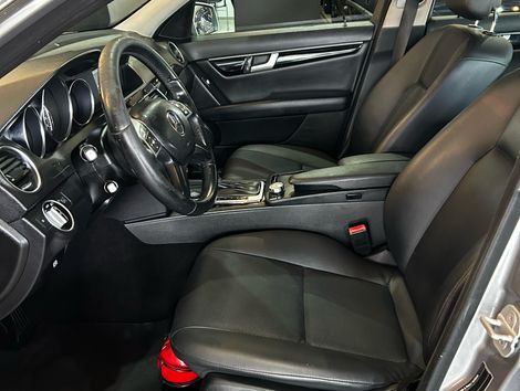 Mercedes C-180 CGI Sport 1.6 TB 16V 156cv Aut.