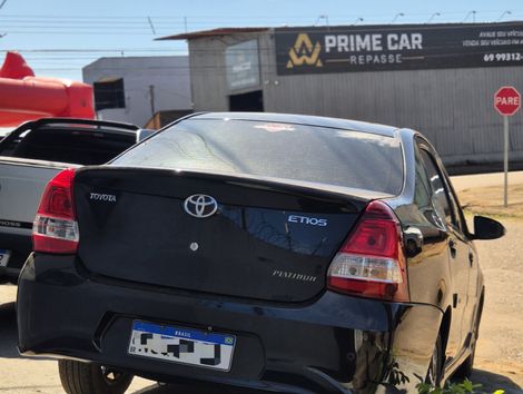 Toyota ETIOS PLATINUM 1.5 Flex 16V 4p Aut.