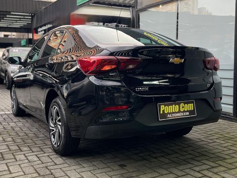 Chevrolet ONIX SEDAN Plus LT 1.0 12V Flex 4p Mec.