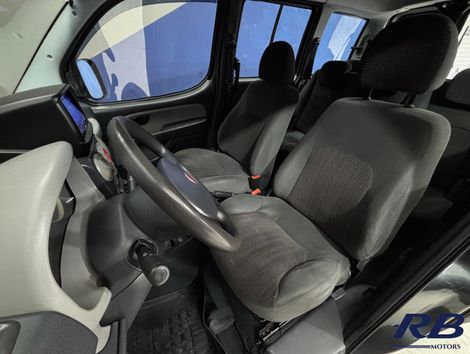 Fiat Doblo ESSENCE 1.8 Flex 16V 5p