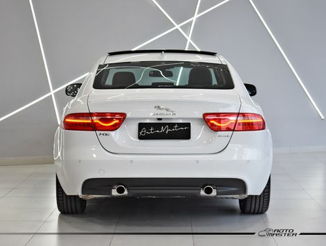 Jaguar XE 2.0 Turbocharged R-Sport Aut.