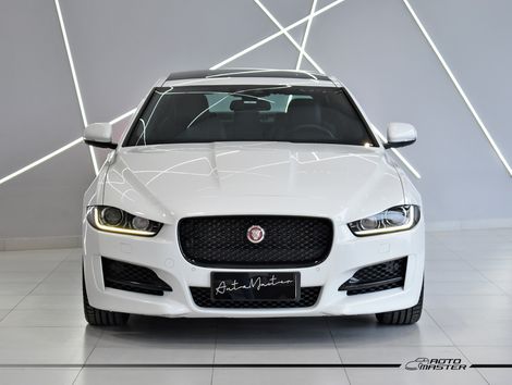 Jaguar XE 2.0 Turbocharged R-Sport Aut.