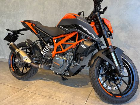 KTM DUKE 390