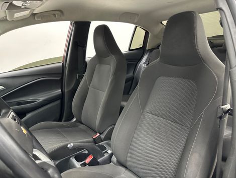Chevrolet ONIX SEDAN Plus LT 1.0 12V Flex 4p Mec.