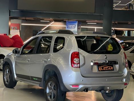 Renault DUSTER TECHROAD 2.0 Hi-Flex 16V Aut.