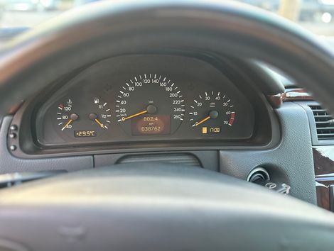 Mercedes E-320 3.2 Elegance