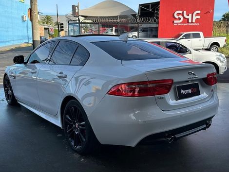 Jaguar XE 2.0 Turbocharged R-Sport Aut.