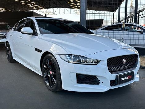 Jaguar XE 2.0 Turbocharged R-Sport Aut.