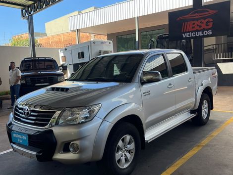 Toyota Hilux CD SRV D4-D 4x4 3.0 TDI Diesel Aut