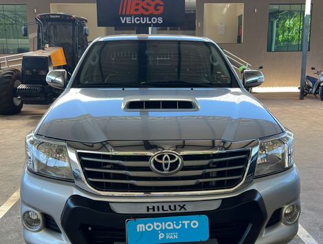 Toyota Hilux CD SRV D4-D 4x4 3.0 TDI Diesel Aut
