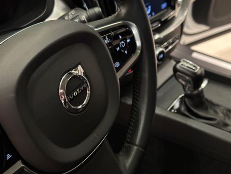 Volvo XC 60 T-5 MOMENTUM 2.0 254cv AWD 5p