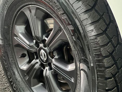 Nissan Frontier ATTAC.CD 4x4 2.3 Bi-TB Die. Aut