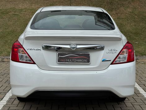 Nissan VERSA UNIQUE 1.6 16V FlexStart 4p Aut.