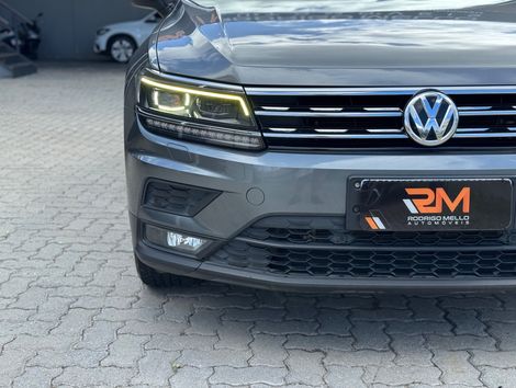 VolksWagen TIGUAN Allspac Comf 250 TSI 1.4 Flex