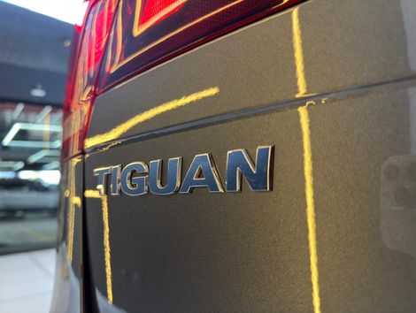 VolksWagen TIGUAN Allspac Comf 250 TSI 1.4 Flex