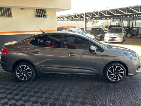Citroën C4 LOUNGE S 1.6 Turbo Flex Aut.
