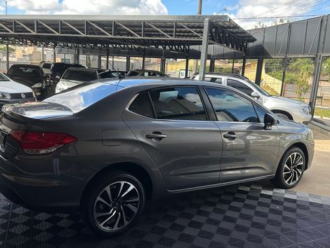 Citroën C4 LOUNGE S 1.6 Turbo Flex Aut.