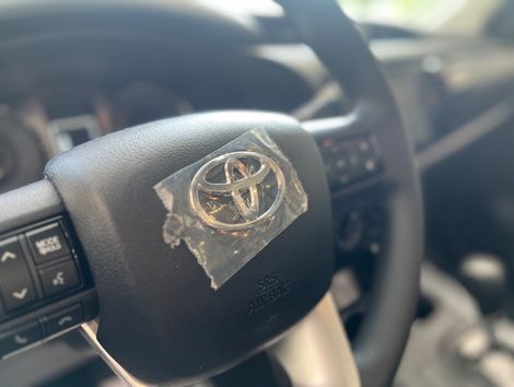 Toyota Hilux CS 4x4 2.8 TDI Diesel Aut.