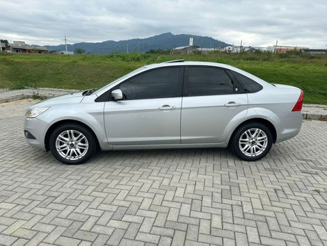 Ford Focus Ghia Sed. 2.0 16V/2.0 16V Flex Aut