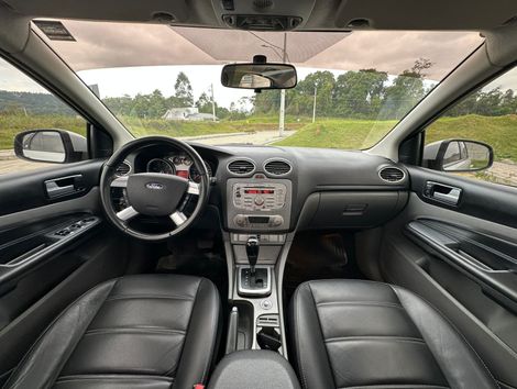 Ford Focus Ghia Sed. 2.0 16V/2.0 16V Flex Aut