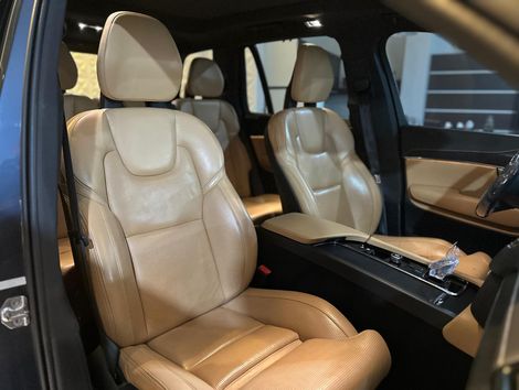 Volvo /  T8 INSCRIPT