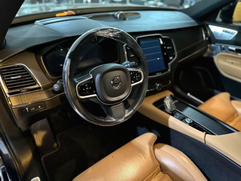 Volvo /  T8 INSCRIPT