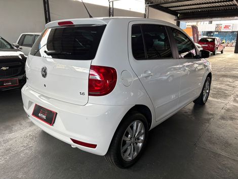 VolksWagen Fox 1.6 Mi Total Flex 8V 5p