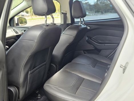 Ford Focus 1.6 S/SE/SE Plus Flex 8V/16V  5p