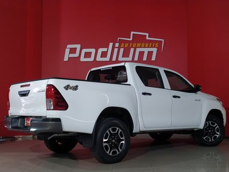 Toyota Hilux CD 4x4 2.8 Diesel Mec.