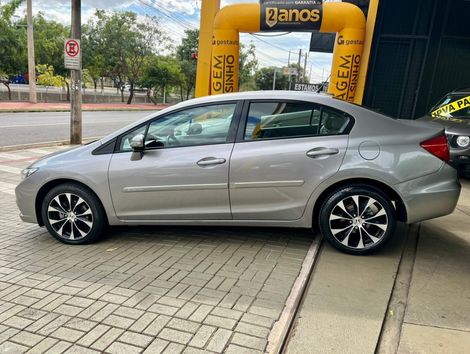 Honda Civic Sedan LXR 2.0 Flexone 16V Aut. 4p