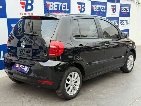 VolksWagen Fox 1.6 Mi Total Flex 8V 5p