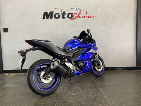 YAMAHA YZF R-3 321/ABS