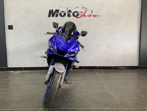 YAMAHA YZF R-3 321/ABS