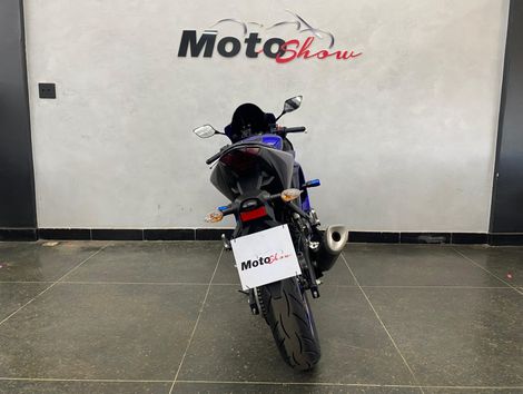 YAMAHA YZF R-3 321/ABS