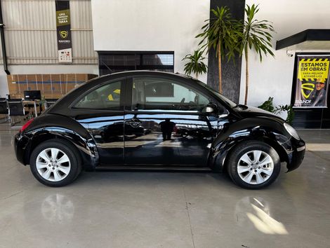 VolksWagen New Beetle 2.0 Mi Mec./Aut.