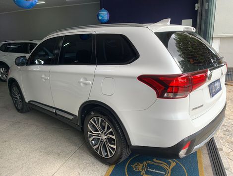 Mitsubishi OUTLANDER 2.0 16V 160cv Aut.