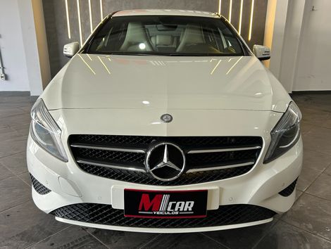Mercedes Classe A 200 1.6 TB 16V Urban 156cv Aut.