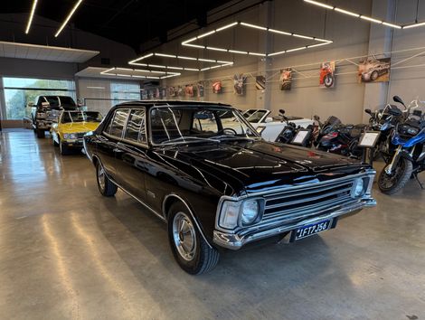 Chevrolet Luxo